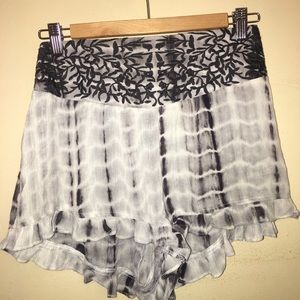 Design lab flow shorts